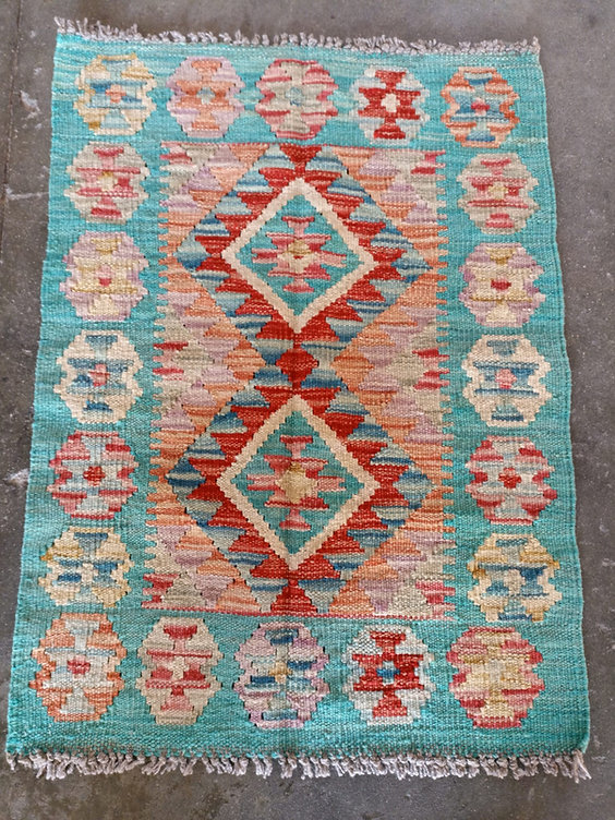 Alfombra kilim pequena 61 x 83 cm